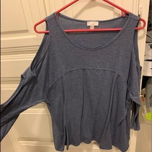 blue shirt with cut out 3/4 sleeves
